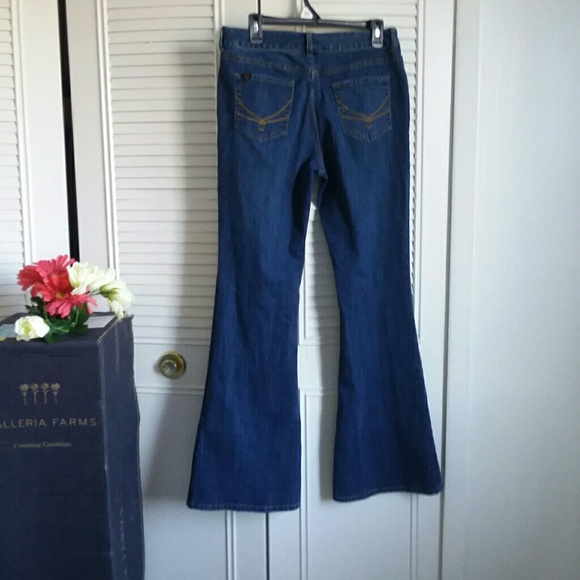 sofia vergara jeans brand